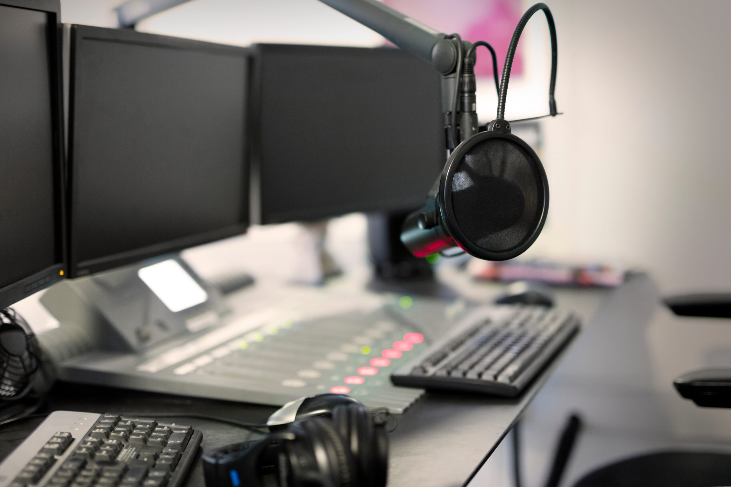 Cómo la Radio Se Adapta a las Nuevas Tecnologías